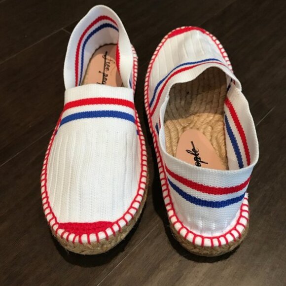NWT FP Slip on stretchy canvas Espadrille /Loafers - Picture 4 of 7